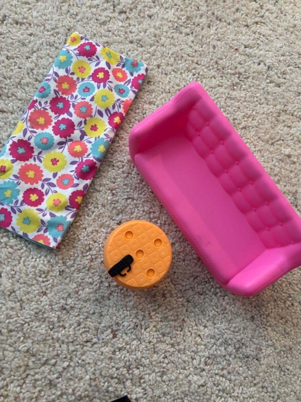 Mattel Barbie house furniture couch lot of 3 great